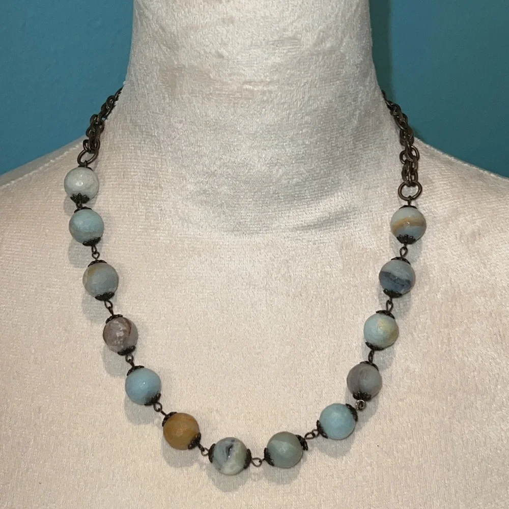 Women’s Beaded Necklace and Earring Set